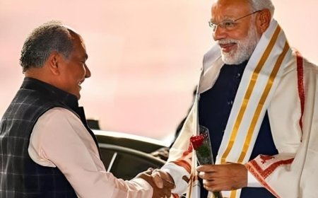 आज सांसद भवन, नई दिल्ली में माननीय प्रधानमंत्री श्री नरेंद्र मोदी जी से नरेंद्र तोमर ने भेंट की.