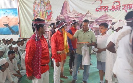 केंद्रीय जेल इंदौर में फाग बसंत महोत्सव मनाया गया।