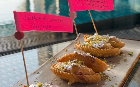 होली के रंग और स्वाद का अनोखा संगम: द पार्क इंदौर में विशेष गुजिया महोत्सव एवं बुफे डिनर