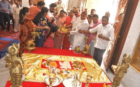 फाल्गुन पूर्णिमा  भोमिया देव  का अष्टप्रकारी पूजन, जैन समाजजनों ने की जल,धूप दीप पूजन कर महाआरती