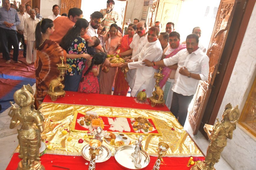 फाल्गुन पूर्णिमा  भोमिया देव  का अष्टप्रकारी पूजन, जैन समाजजनों ने की जल,धूप दीप पूजन कर महाआरती