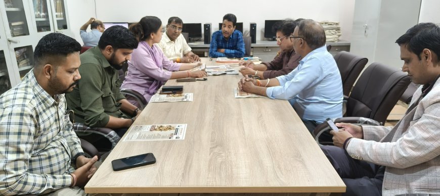 इंदौर मीडिया कॉनक्लेव में शहर के इंफ्ल्यूएसर्स भी आएँ साथ,  प्रेस क्लब में सोशल मीडिया इंफ्ल्यूएसर्स की बैठक संपन्न