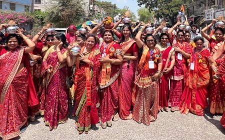 प्रयाग की गंगा तो तन को निर्मल बनाती है, लेकिन  रामकथा रूपी गंगा हमारे अंतर्मन को निर्मल बनाएगी  - प.पू. उत्तम स्वामी