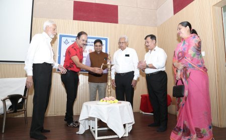 इंदौर के सुपरस्पेशलिटी हॉस्पिटल में फिटनेस, फास्टिंग और लाइफस्टाइल पर एक विशेष व्याख्यान का हुआ सफल आयोजन