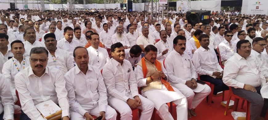 विश्व नवकार महामंत्र दिवस' बना वैश्विक आध्यात्मिक ऊर्जा का महापर्व