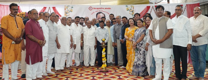 रमेशजी ने समाज के अंतिम छोर पर खड़े बंधुओं की मदद और वैश्य एकता की दिशा में जीवन पर्यंत काम किया