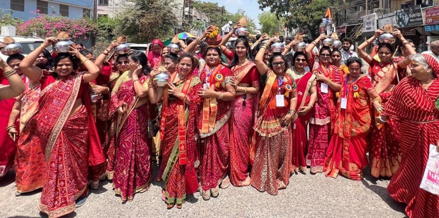 प्रयाग की गंगा तो तन को निर्मल बनाती है, लेकिन  रामकथा रूपी गंगा हमारे अंतर्मन को निर्मल बनाएगी  - प.पू. उत्तम स्वामी