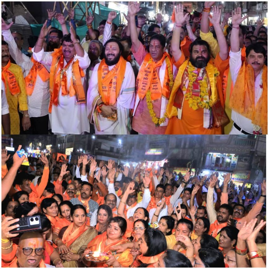 झिलमिलाती झांकियों के साथ निकली परशुराम जी की भव्य ब्राह्मण संस्कार यात्रा