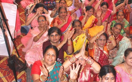 कृष्ण-सुदामा की मित्रता पूरे विश्व के लिए अनुकरणीय