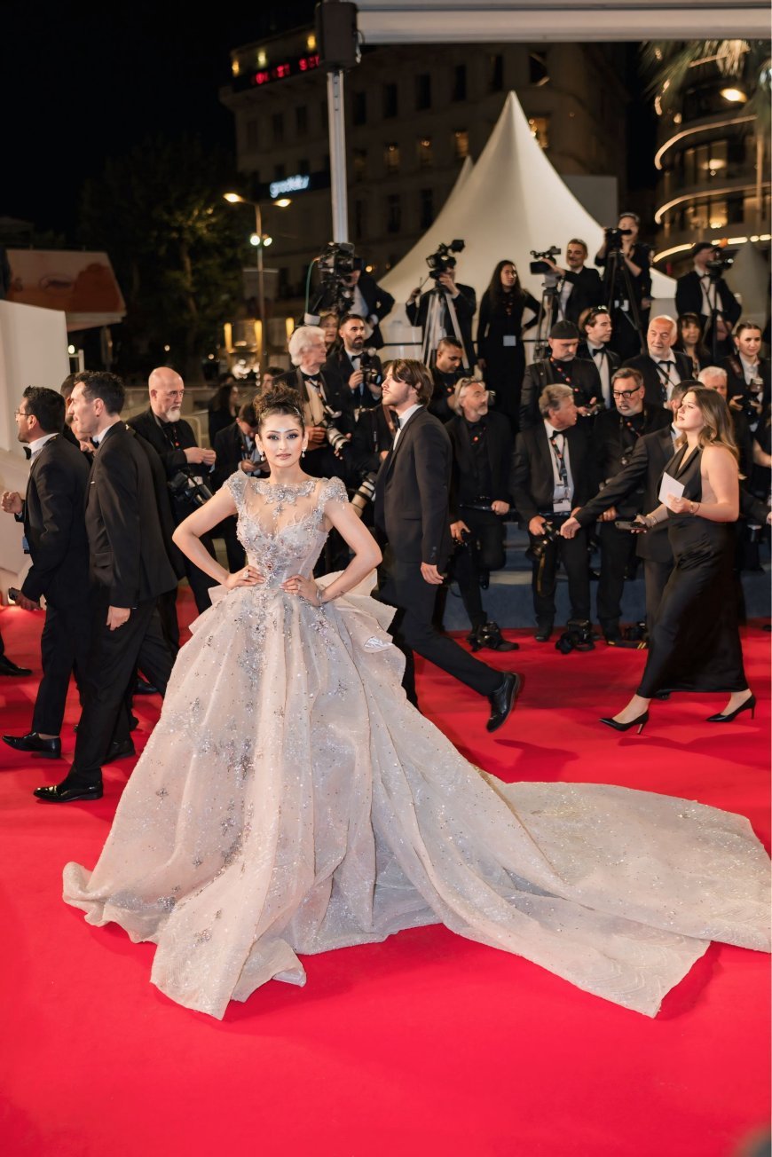 इंदौर की डॉ. निकिता कुशवाह का कांस फिल्म महोत्सव में शानदार डेब्यू