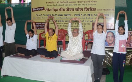 अनंतश्री रामद्वारा पर महिलाओं के लिए योग शिविर में आयुर्वेद एवं प्राकृतिक चिकित्सा के सूत्र