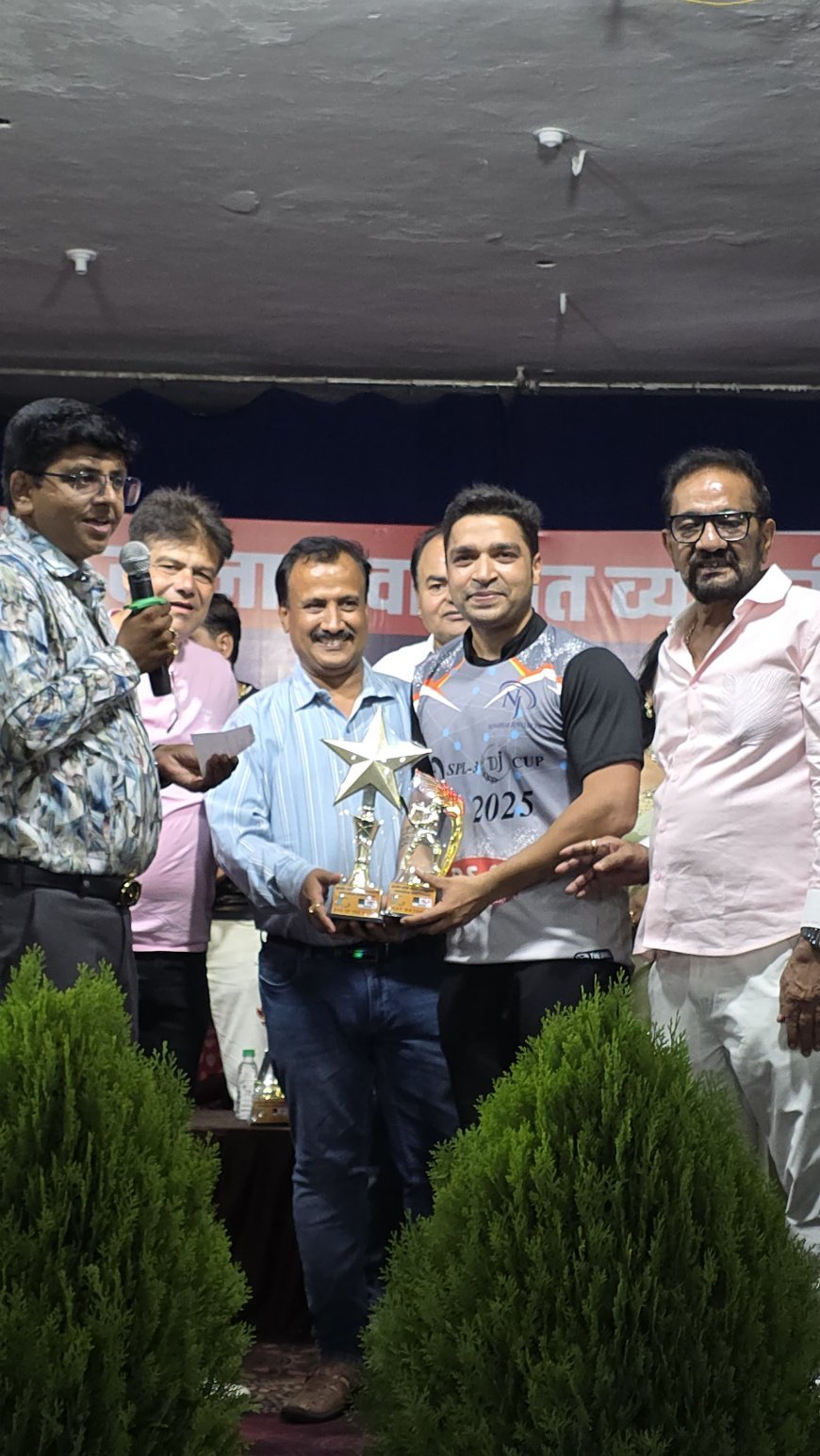 इंदौर चांदी सोना जवाहर व्यापारी एसोसिएशन द्वारा एस पी एल 3 सीरीज क्रिकेट का मैच फाइनल आज रात्रि को प्लेटिनीयम इलेवन एवं टोपाज इलेवन के मध्य होगा