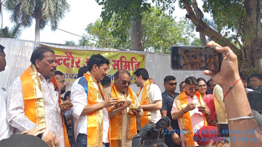 अंतरराष्ट्रीय पोहा दिवस  पर राजवाड़ा पोहा वितरण