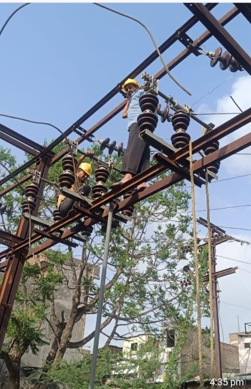 बिजली कंपनी ने किया 2500 फीडरों का मेंटेनेंस, ट्रिपिंग में कमी..