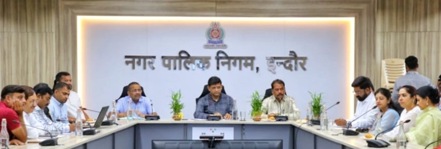 शहर के ग्रीन बेल्ट, डिवाईडर, रोटरी सहित चौराहो के विकास के लिये नागरिक - संस्थाओ को देगे गोद