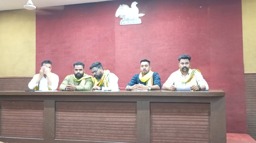 ग्वालियर में डॉ भीमराव अंबेडकर की प्रातिमाका समर्थन व इंदौर हाइकोर्ट खंडपीठ में भी बाबा साहब की प्रतिमा लगाने की मांग