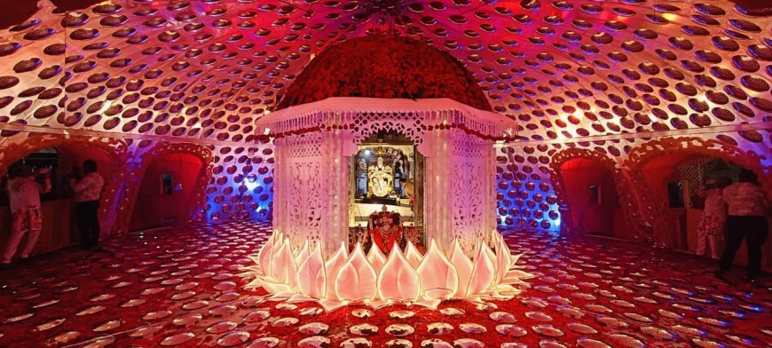 पुष्प बंगला - ब्रह्मंड में अनंत कोटि महल में विराजे प्रभु वेंकटेश