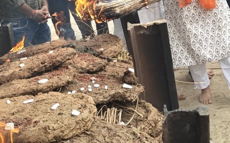 पिता को मुखाग्नि देने के लिए केलिफोर्निया से आई बेटी, चित्तौड़ा वैश्य महाजन समाज में नया अध्याय 