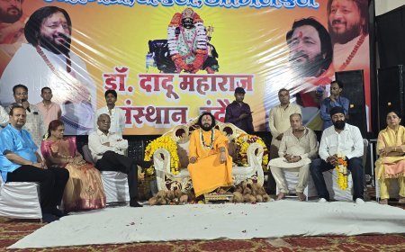 दादू महाराज ने दीक्षा के साथ दिए बिल्व पत्र पौधे*