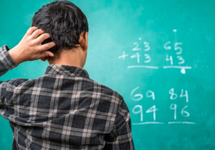 “गणित की गिरती नींव: जब बुनियादी समझ भी बोझ बन जाए”