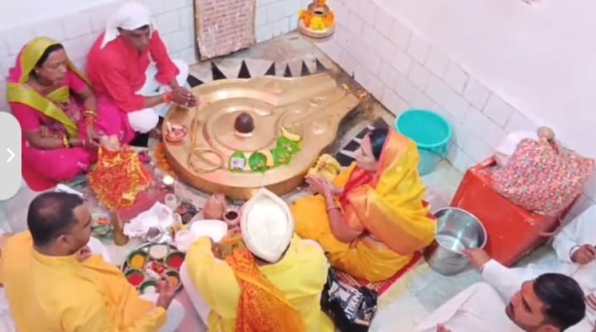 बरसात के लिए  इंद्रेश्वर का हुआ आरम्भ रुद्राभिषेक*