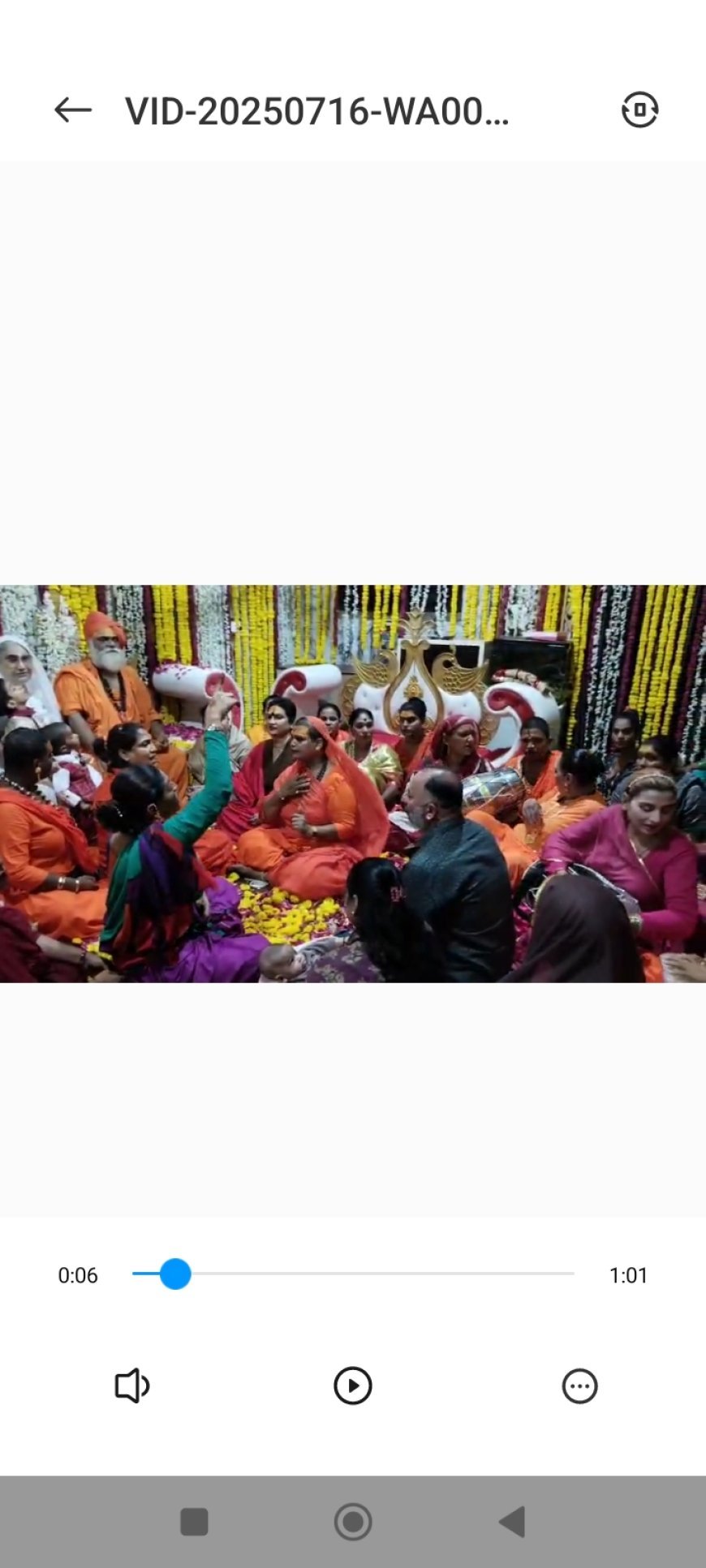 महामंडलेश्वर हरि गिरि महाराज ने किन्नर अखाड़े मै दीक्षा