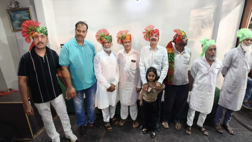 इंदौर में 16 वां हुसैनी लंगर संपन्न, - हज से लौटे हाजियों का हुआ सम्मान