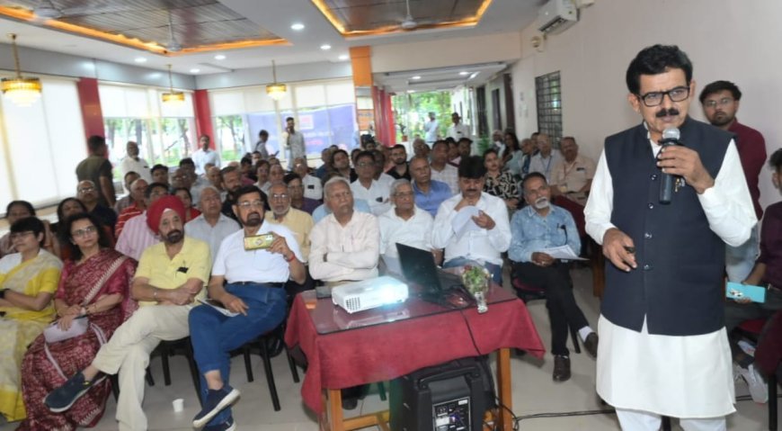 सांसद शंकर लालवानी ने विस्तृत, उम्दा, आंकड़ों से प्रेज़ेंटेशन के माध्यम से साझा किया शहर के विकास का विज़न