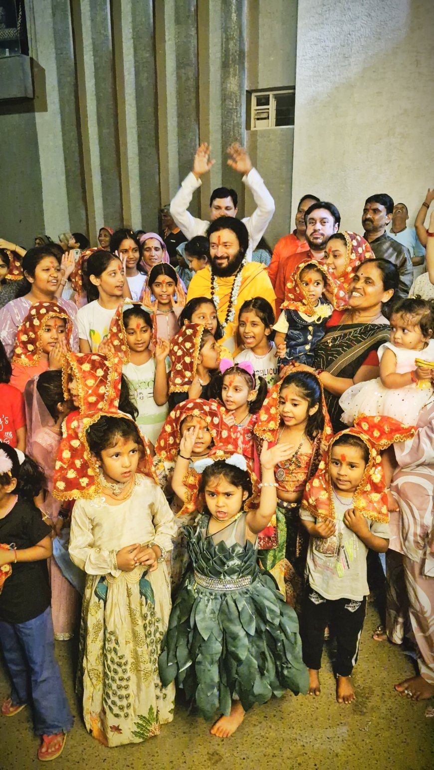 *दादू महाराज संस्थान में कन्या पूजन* 