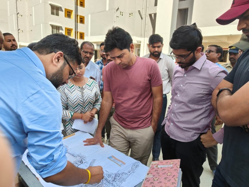 प्रधानमंत्री आवास योजना अंतर्गत निर्मित एवं निर्माणाधीन आवासों का निरीक्षण* 