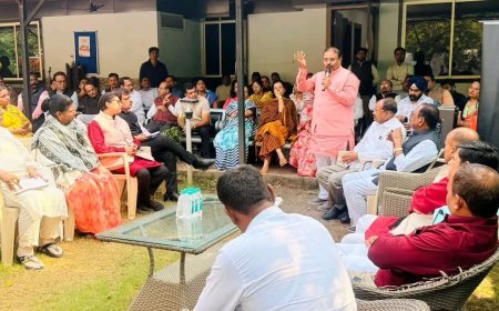 इंदौर स्वच्छता में नंबर वन तो अब मतदाता सूची के शुद्धिकरण में भी नंबर वन बने- सुमित मिश्रा 