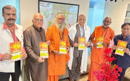 बिजासन रोड स्थित अखंड धाम पर होने वाले सात दिवसीय अ. भा. अखंड वेदांत संत सम्मेलन की प्रचार सामग्री का लोकार्पण