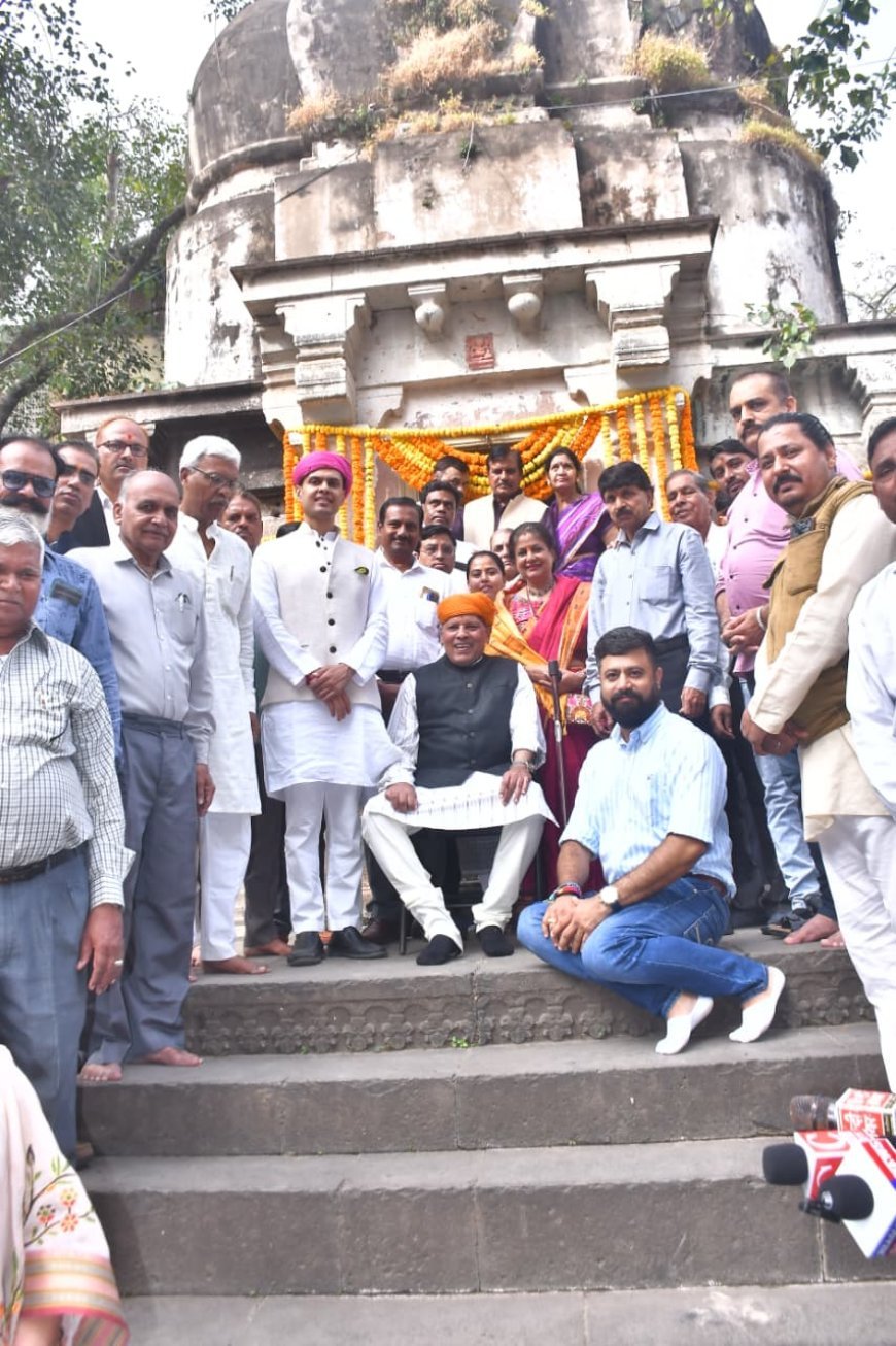 इंदौर के प्रथम शासक राव राजा राव नंदलाल मंडलोई के बलिदान दिवस पर उनकी छत्रियों पर पहुंचे सैकड़ों स्नेहीजन