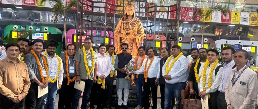 सांसद शंकर लालवानी ने फार्मा एमएसएमई प्रतिनिधिमंडल हैदराबाद रवाना