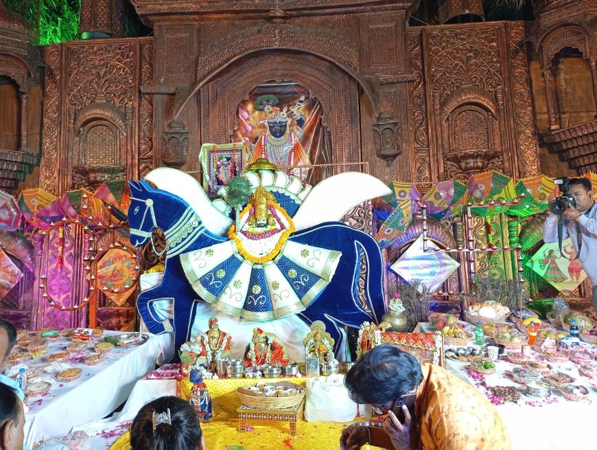 श्री अग्रसेन क्लब द्वारा अंकुट महोत्सव दीपावली मिलन समारोह में ट्रैफिक नियम व हेलमेट पहनने की शपथ