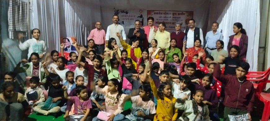 अग्रसैन सोशल ग्रुप द्वारा   150 जरूरतमंद बच्चों को स्वेटर और कोट वितरित।    