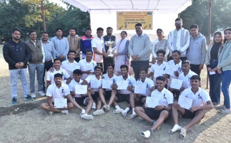 इंदौर ने संभाग स्तरीय खो-खो प्रतियोगिता 2025-26 का खिताब जीता, धार उपविजेता — SJHSG कॉमर्स एंड साइंस कॉलेज में रोमांचक मुकाबलों का शानदार समापन