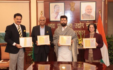 मैगी के भारत में 50 साल पूरे करने पर जारी स्मारक डाक टिकट