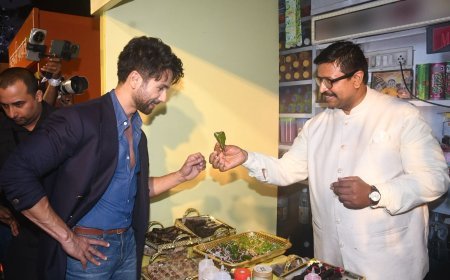 शाहिद-दिशा का धमाकेदार अंदाज़, ‘पान की दुकान’ ने मचाया म्यूजिक चा*‘पान की दुकान’ हुआ रिलीज़