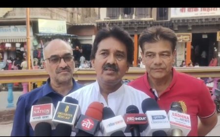 राजवाड़ा क्षेत्र में सुगम यातायात हेतु लगातार प्रयासों के बाद व्यापारियों के साथ समीक्षा बैठक आयोजित