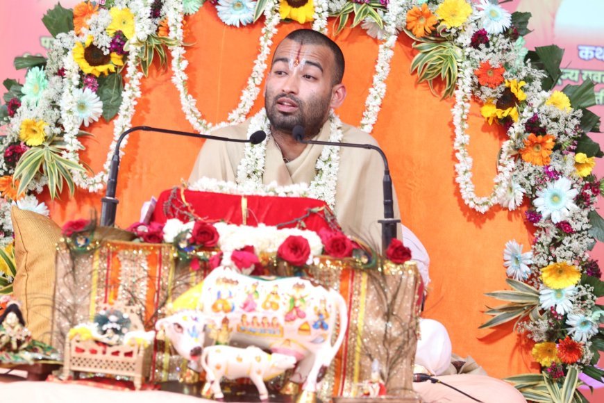 रंग मंच पर हम जब कलाकार के रूप में कभी रावण बनते हैं, कभी कंस बनते हैं, कभी राम बनते हैं ,कभी कृष्णा बनते हैं