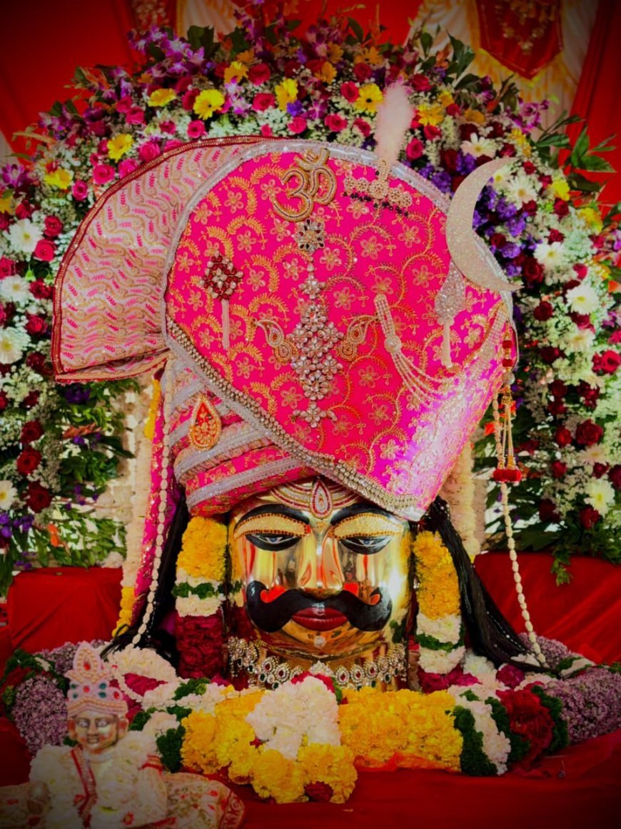 भूतेश्वर महादेव मंदिर पर सुबह से लगी भक्तों की कतारें, दिनभर जुटा रहा मेला