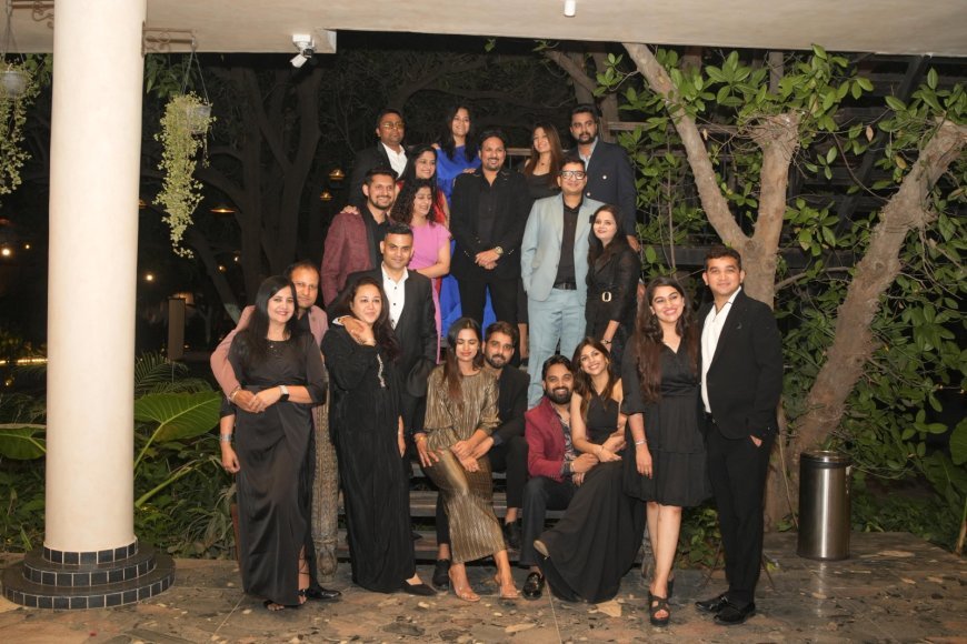 सॉलिटेयर ग्रुप के 35 युगलों ने अपनी मास्करेड थीम पार्टी में लिया ट्रैफिक नियमों के पालन का संकल्प