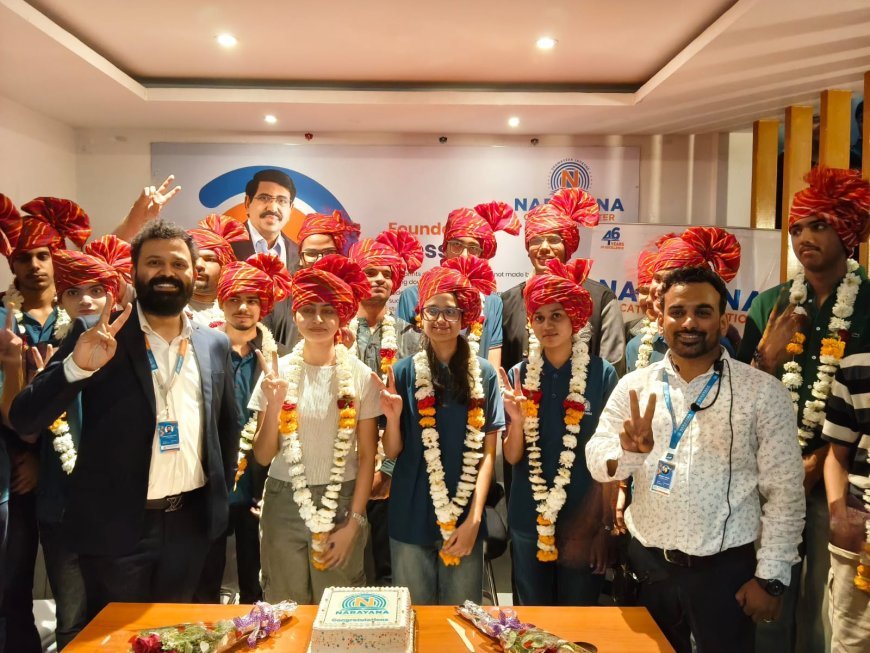 जेईई मेन के टॉपर्स का नारायणा इंस्टीट्यूट इंदौर में हुआ सम्मान, छह से ज़्यादा विद्यार्थियों ने हासिल किए 99 पर्सेंटाइल 