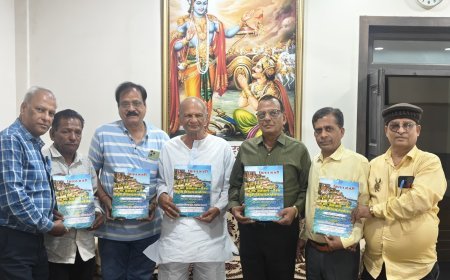 अ. भा. अग्रवाल वैश्य युवा परिचय सम्मेलन की मिलन मंजरी* परिचय पुस्तिका का विमोचन