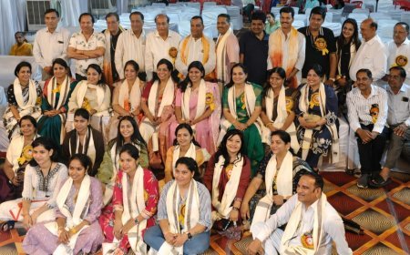 अग्रवाल परिचय सम्मेलन में दिन-रात जुटे रहे कार्यकर्ताओं और   मातृशक्ति का सम्मान