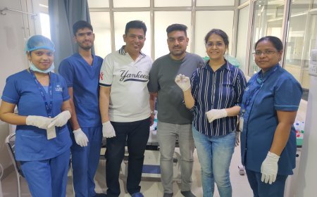 इंदौर में 6 माह के मासूम की बचाई जान, गले में फंसा 1.5 इंच का स्टील ढक्कन (डोर नॉब) सफलतापूर्वक निकाला*