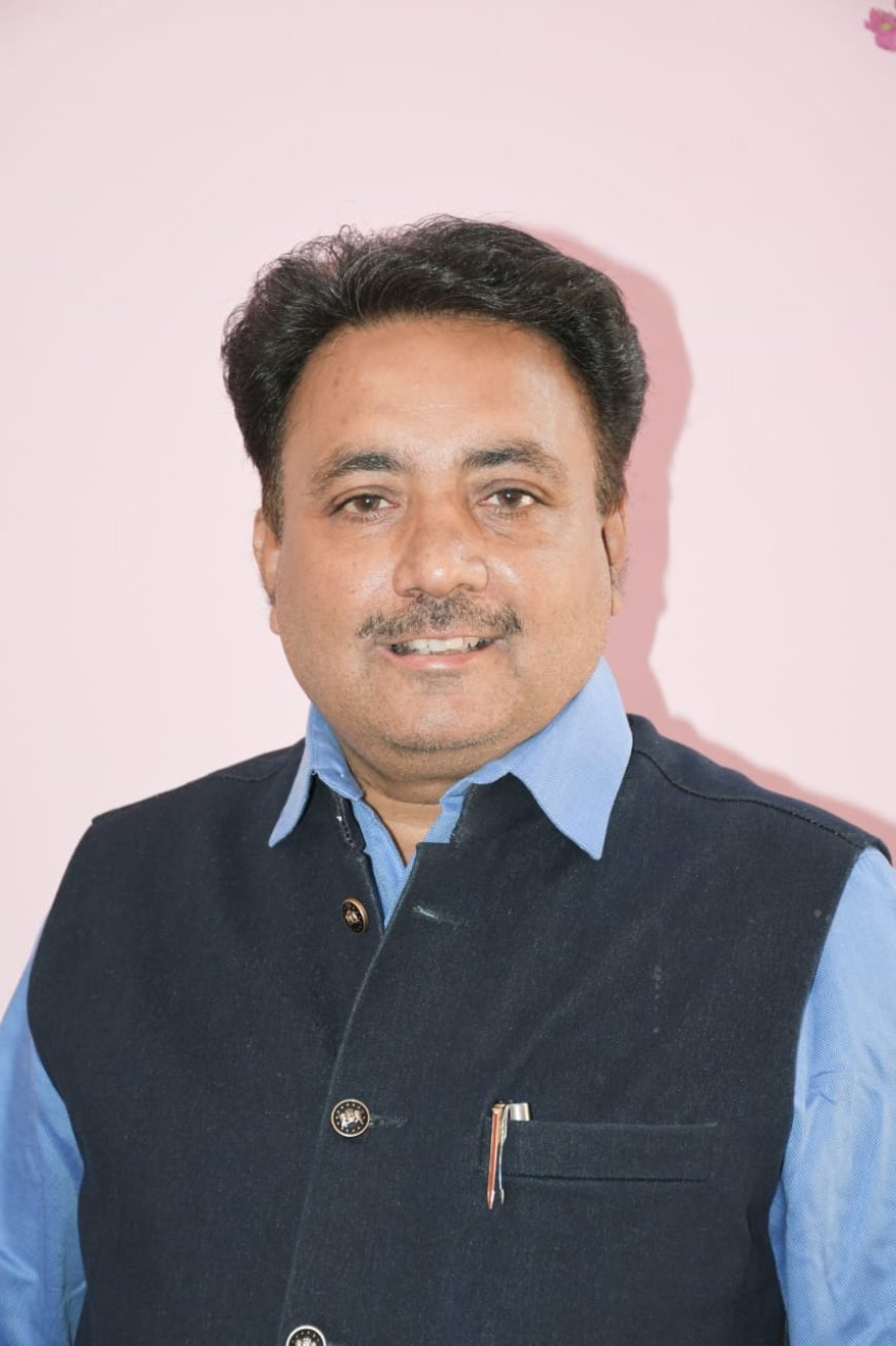 आलोक दुबे भाजपा के प्रदेश सहमीडिया प्रभारी नियुक्त  -  भाजपा नेताओं ने नियुक्ति पर दी बधाई