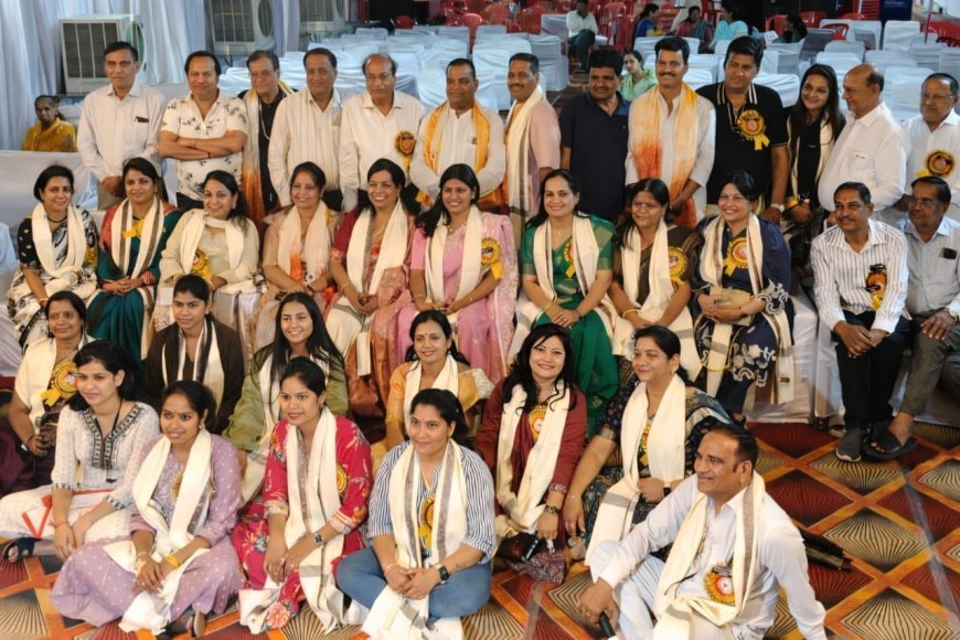 अग्रवाल परिचय सम्मेलन में दिन-रात जुटे रहे कार्यकर्ताओं और   मातृशक्ति का सम्मान