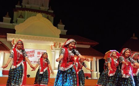 तलवार रास, प्राचीन गरबा धनगरी गाजा, गोवा का कुनबी, गेडी सिद्धि धमाल गुस्साडी से शुभारंभ